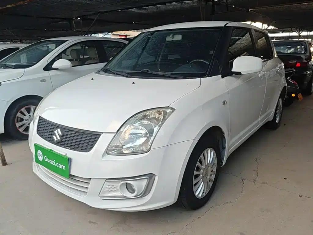 2014 Swift 1.3L Manual Standard Edition — миниатюра 1