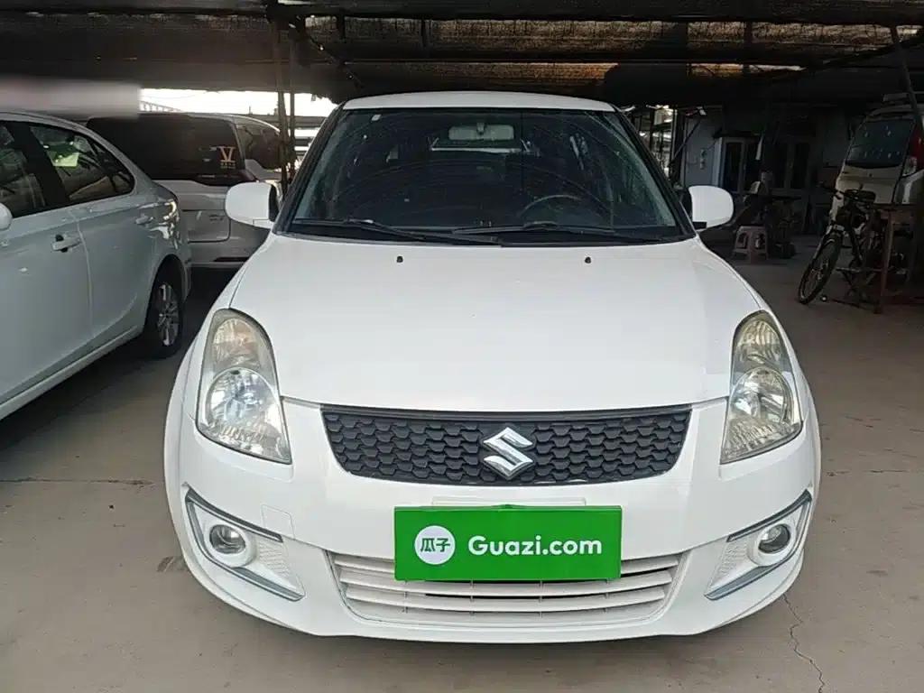 2014 Swift 1.3L Manual Standard Edition — миниатюра 3