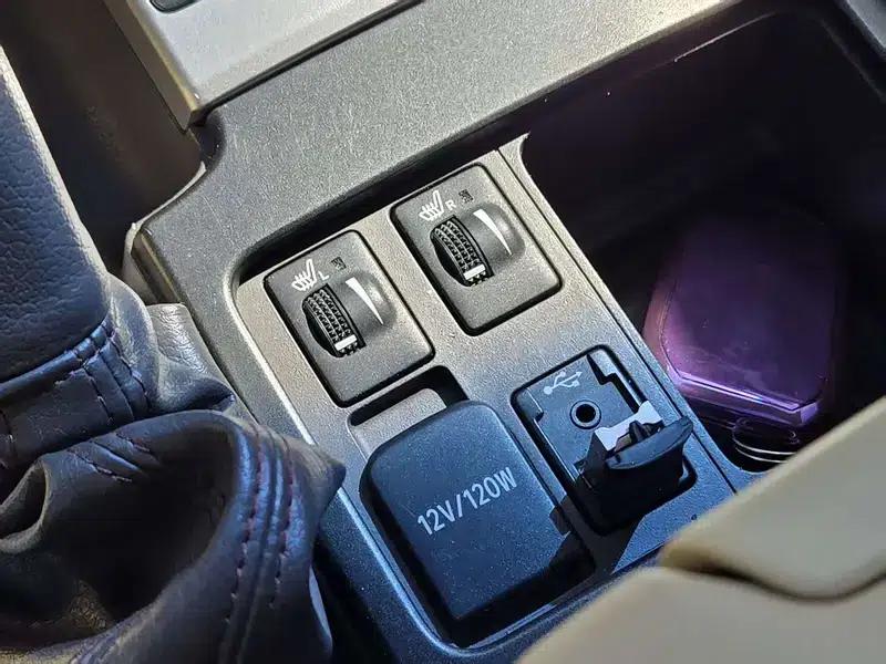 2016 Prado 2.7L Automatic Luxury Edition — миниатюра 16