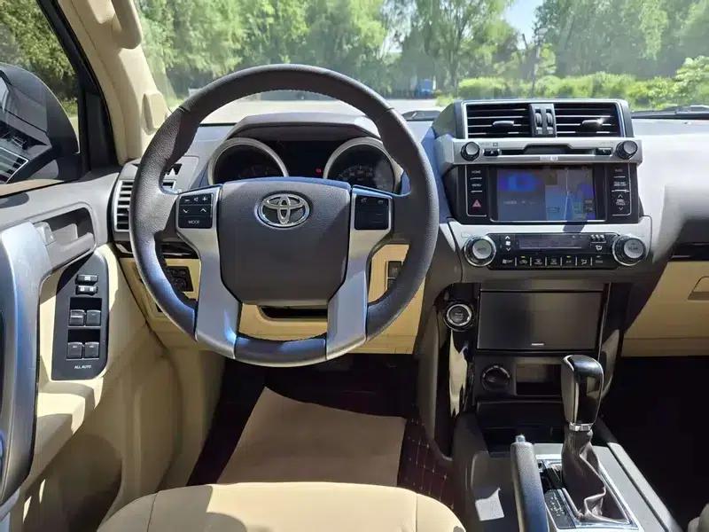 2016 Prado 2.7L Automatic Luxury Edition — миниатюра 17