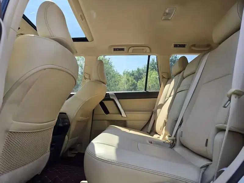 2016 Prado 2.7L Automatic Luxury Edition — миниатюра 18
