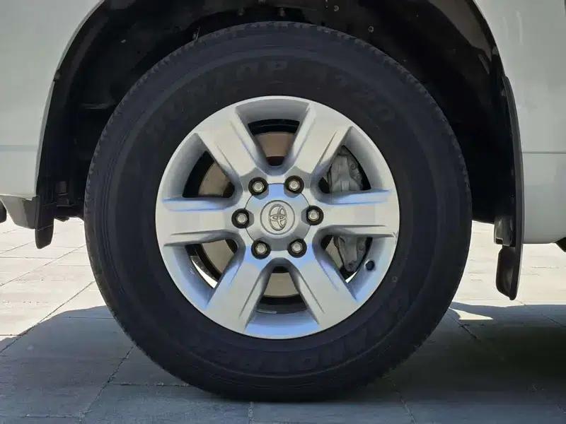 2016 Prado 2.7L Automatic Luxury Edition — миниатюра 10