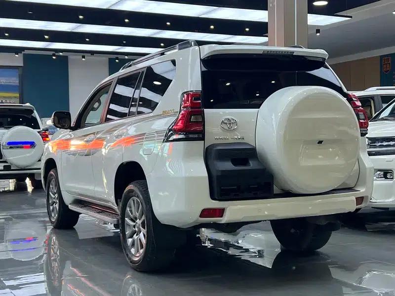 2018 Prado 3.5L Automatic TX-L with Rear-mounted Spare Tire — миниатюра 4