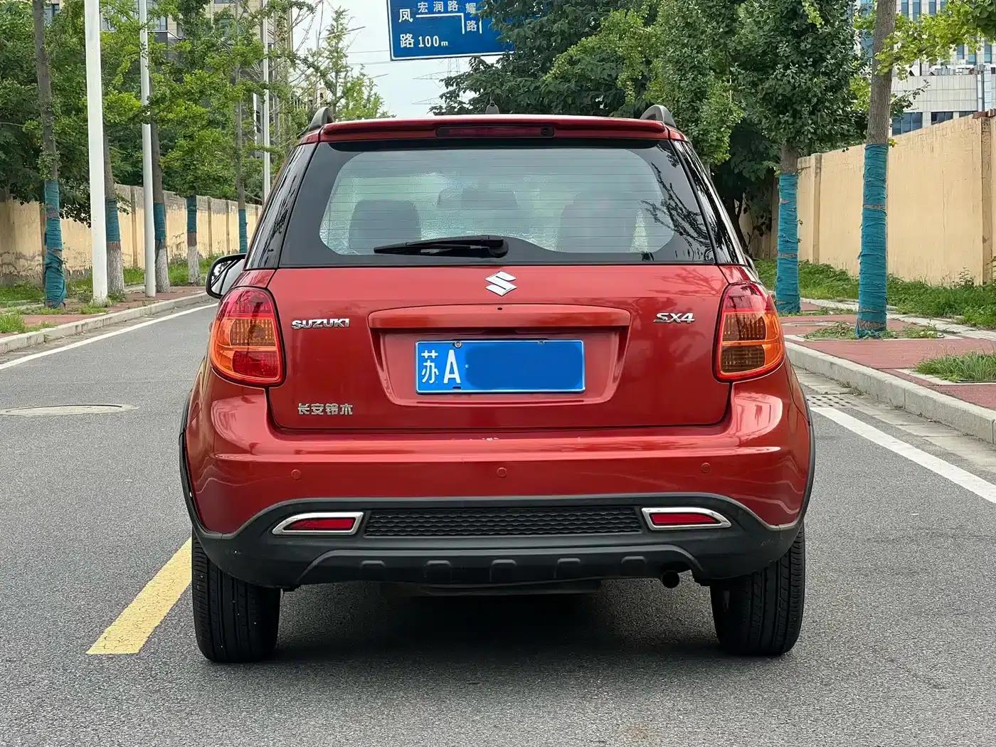 SX4 2011 Facelift 1.6L Automatic Comfort Model — миниатюра 4