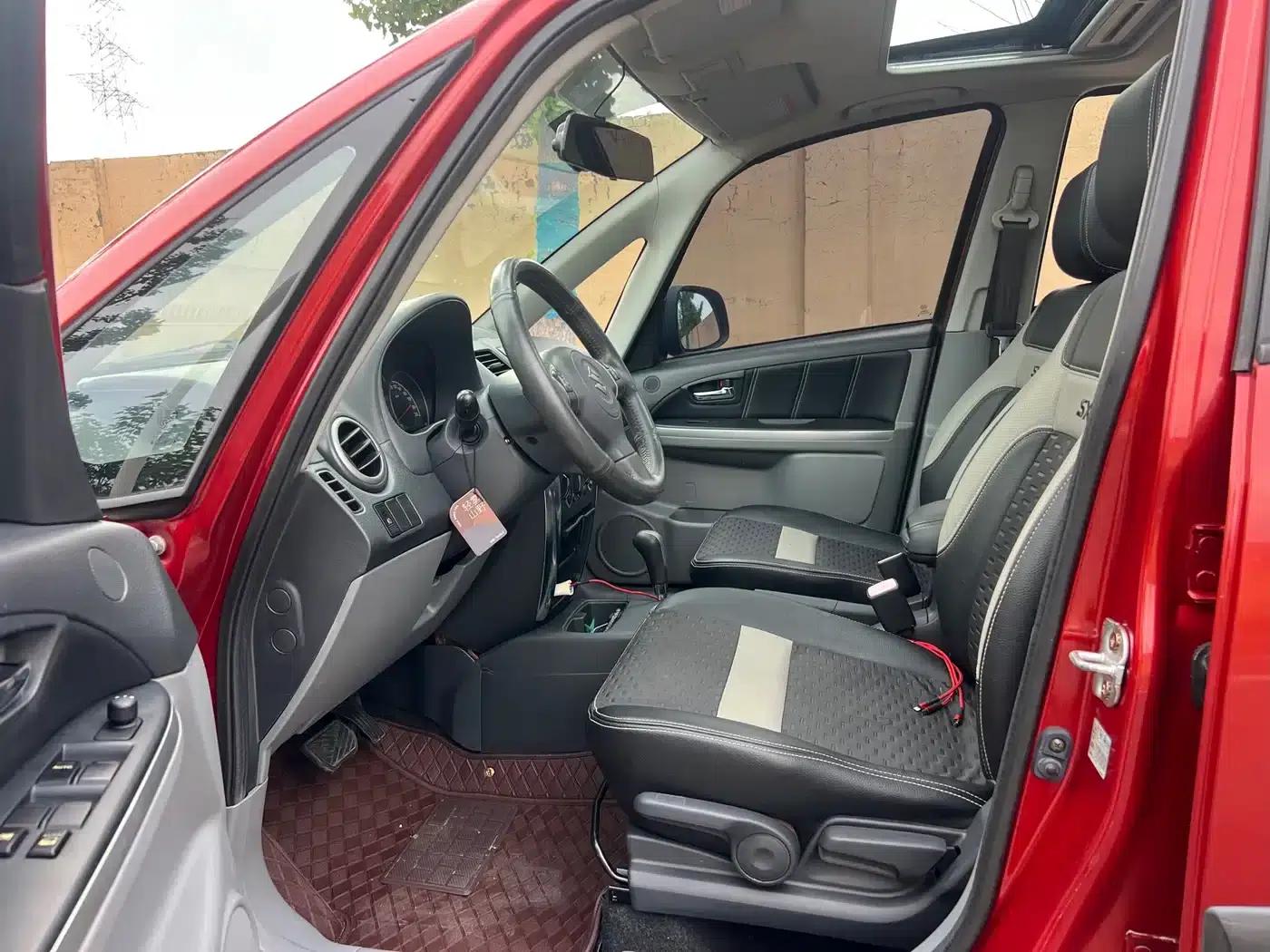SX4 2011 Facelift 1.6L Automatic Comfort Model — миниатюра 9