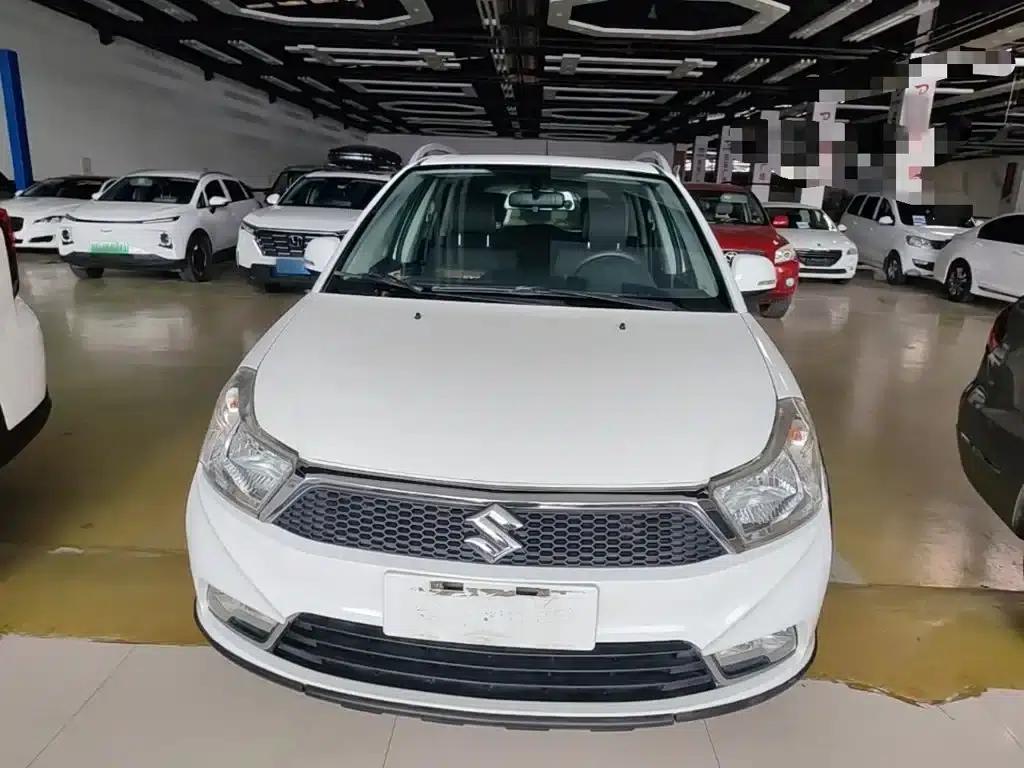 SX4 2013 1.6L Automatic Cool Edition — миниатюра 3