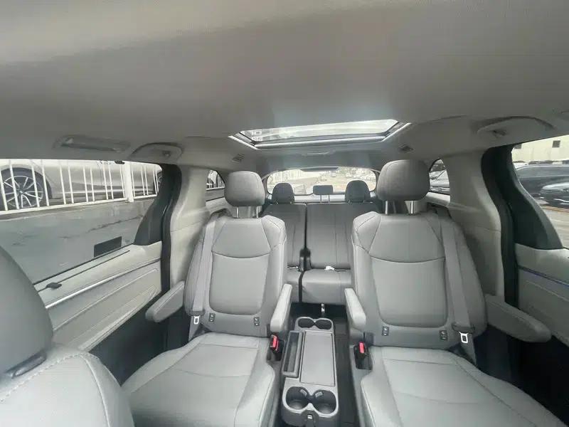 2023 Grevia Intelligent Hybrid Dual Engine 2.5L Luxury Edition — миниатюра 16