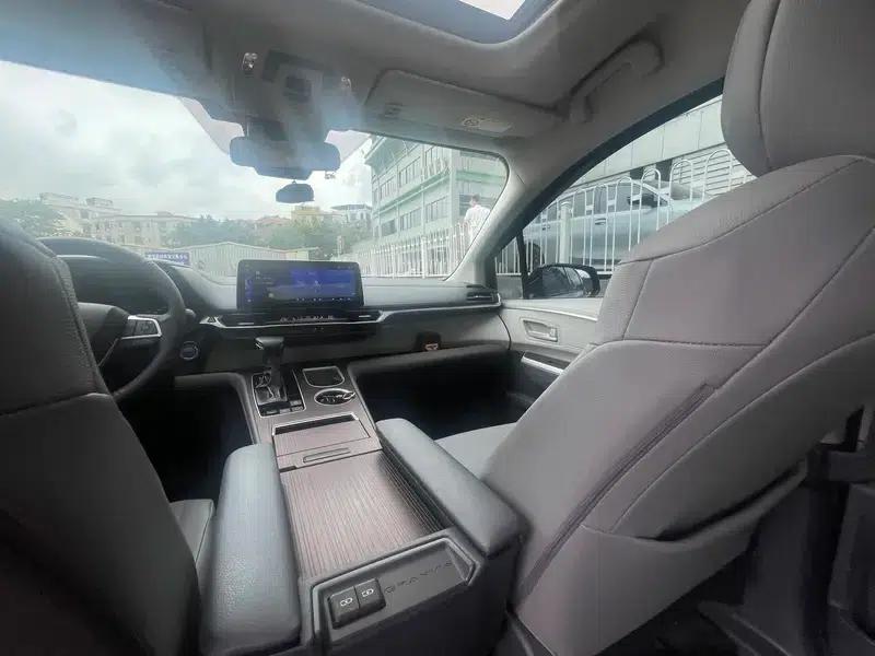 2023 Grevia Intelligent Hybrid Dual Engine 2.5L Luxury Edition — миниатюра 10