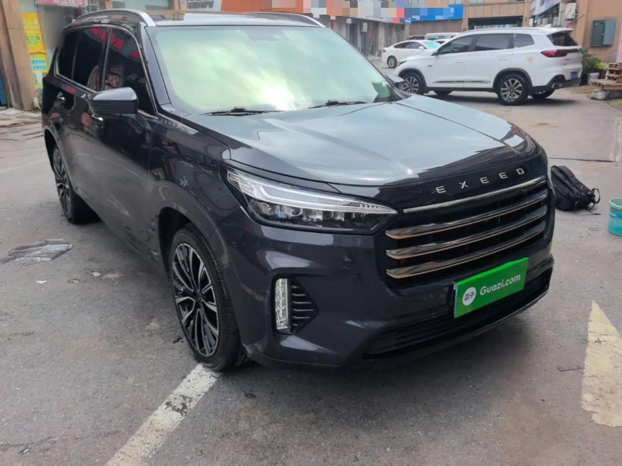 EXEED Lanyue 2021 400T Two-Wheel-Drive Xingrui Pro Edition 7-Seater — миниатюра 3