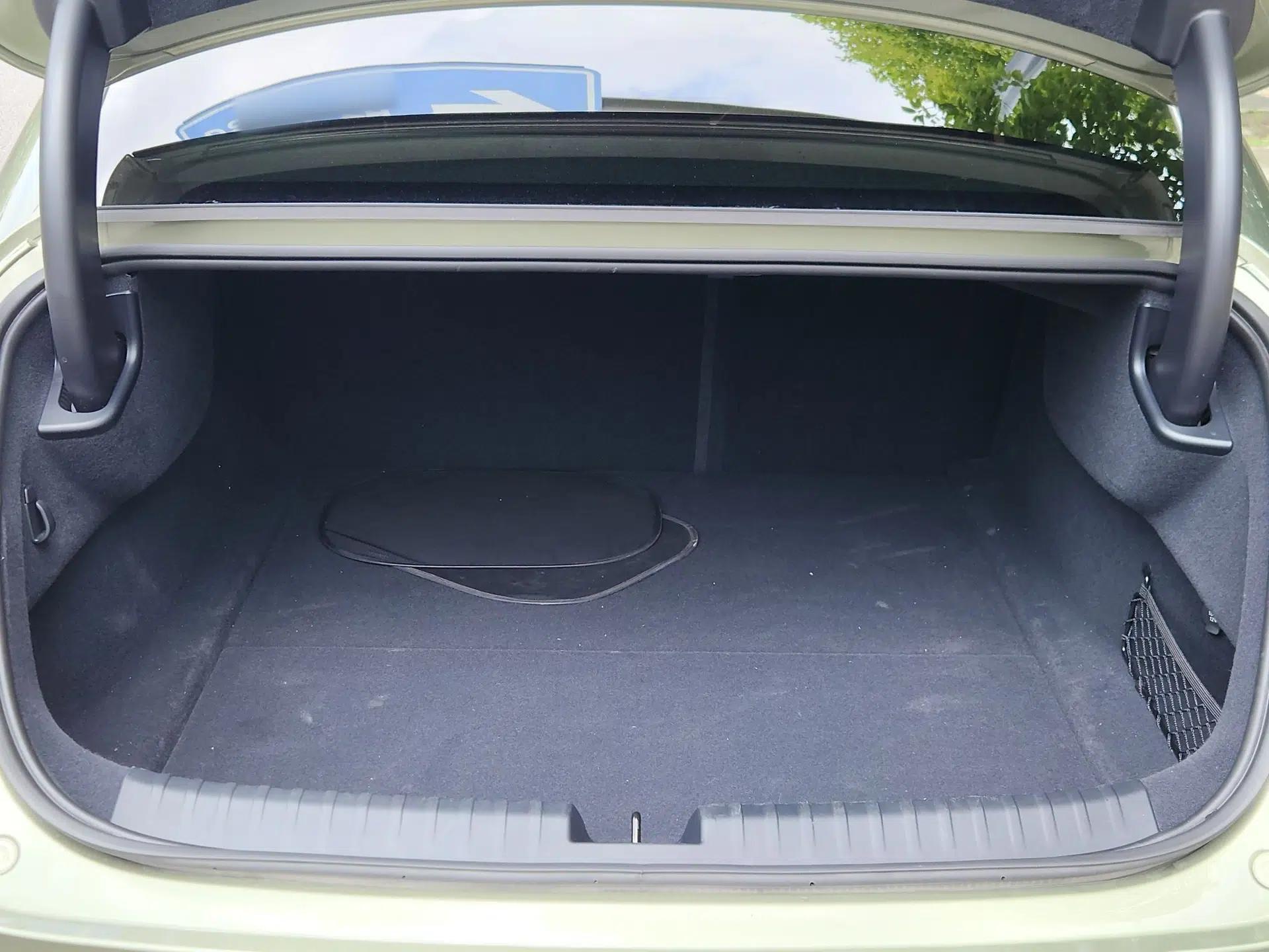 Xiaomi Auto SU7 2024 Rear-Drive Long-Range Intelligent Driving Version — миниатюра 28