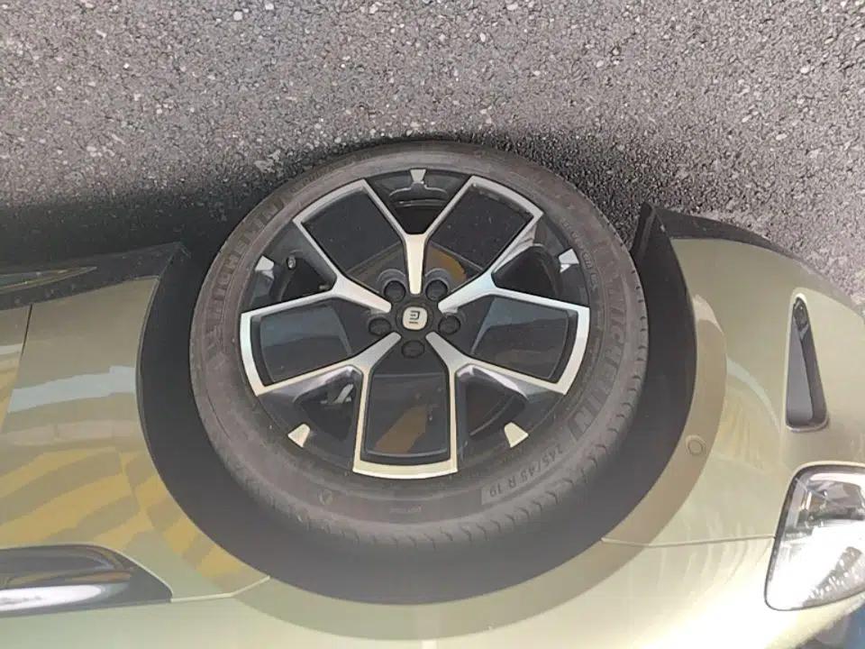 Xiaomi Auto SU7 2024 Rear-Drive Long-Range Intelligent Driving Version — миниатюра 10