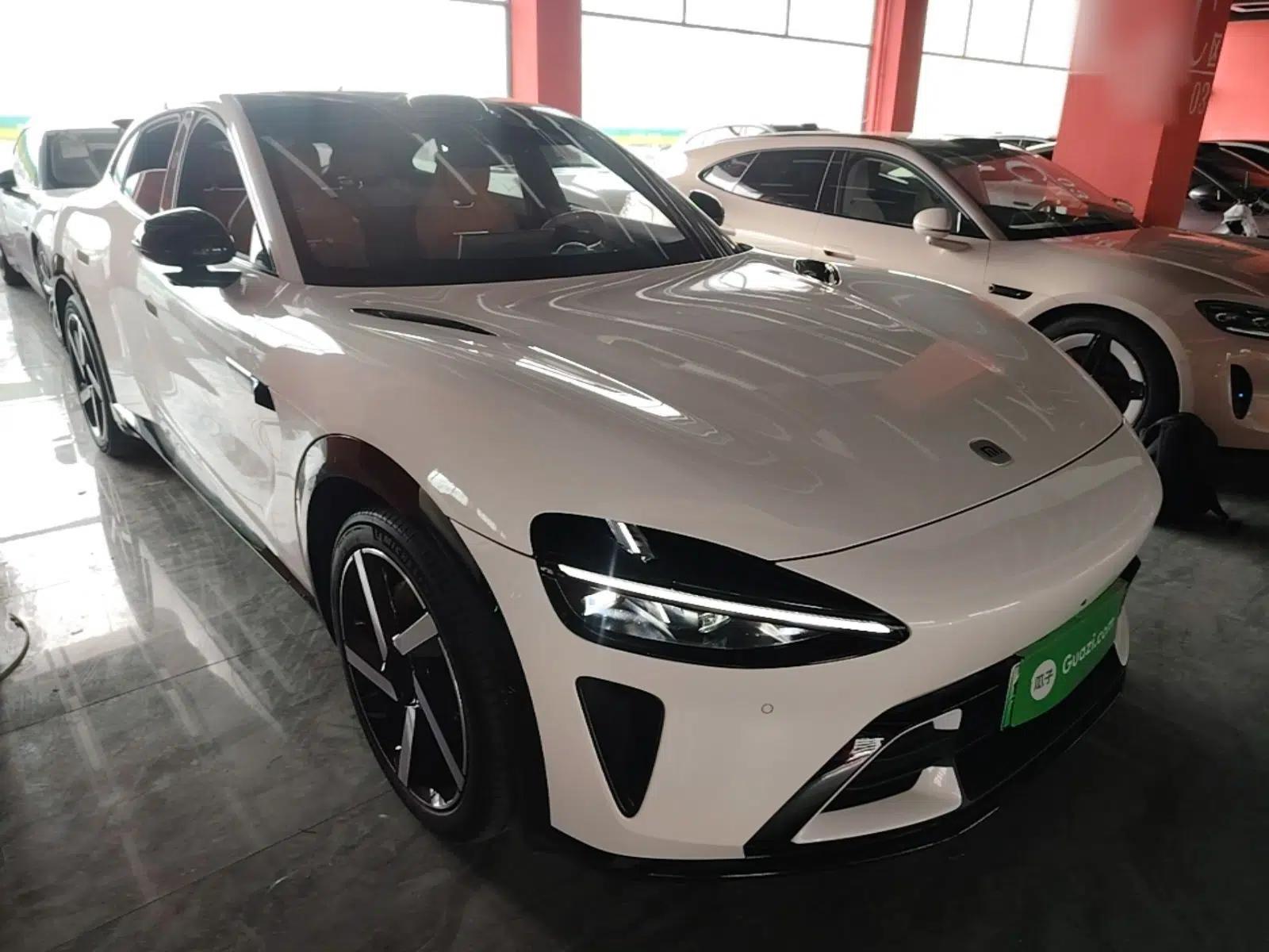 Xiaomi Auto YU7 2025 Ultra-Long Range High-Performance All-Wheel-Drive Max Edition — миниатюра 3