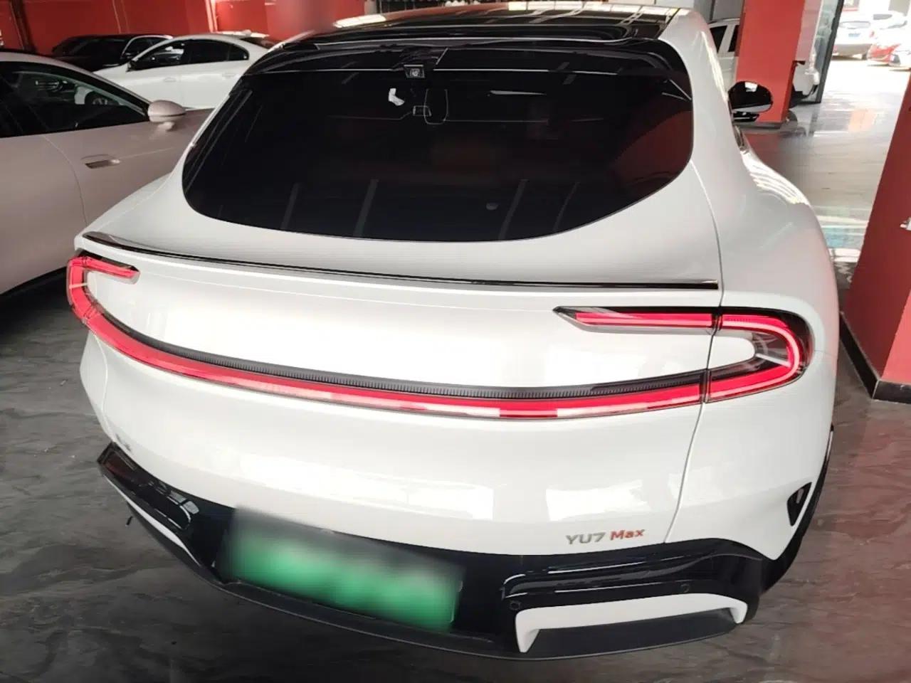 Xiaomi Auto YU7 2025 Ultra-Long Range High-Performance All-Wheel-Drive Max Edition — миниатюра 5