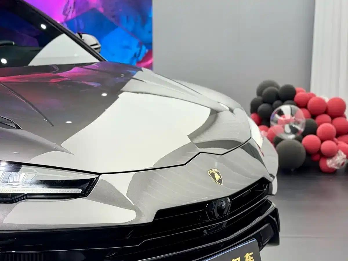 2023 Urus 4.0T V8 S — миниатюра 14