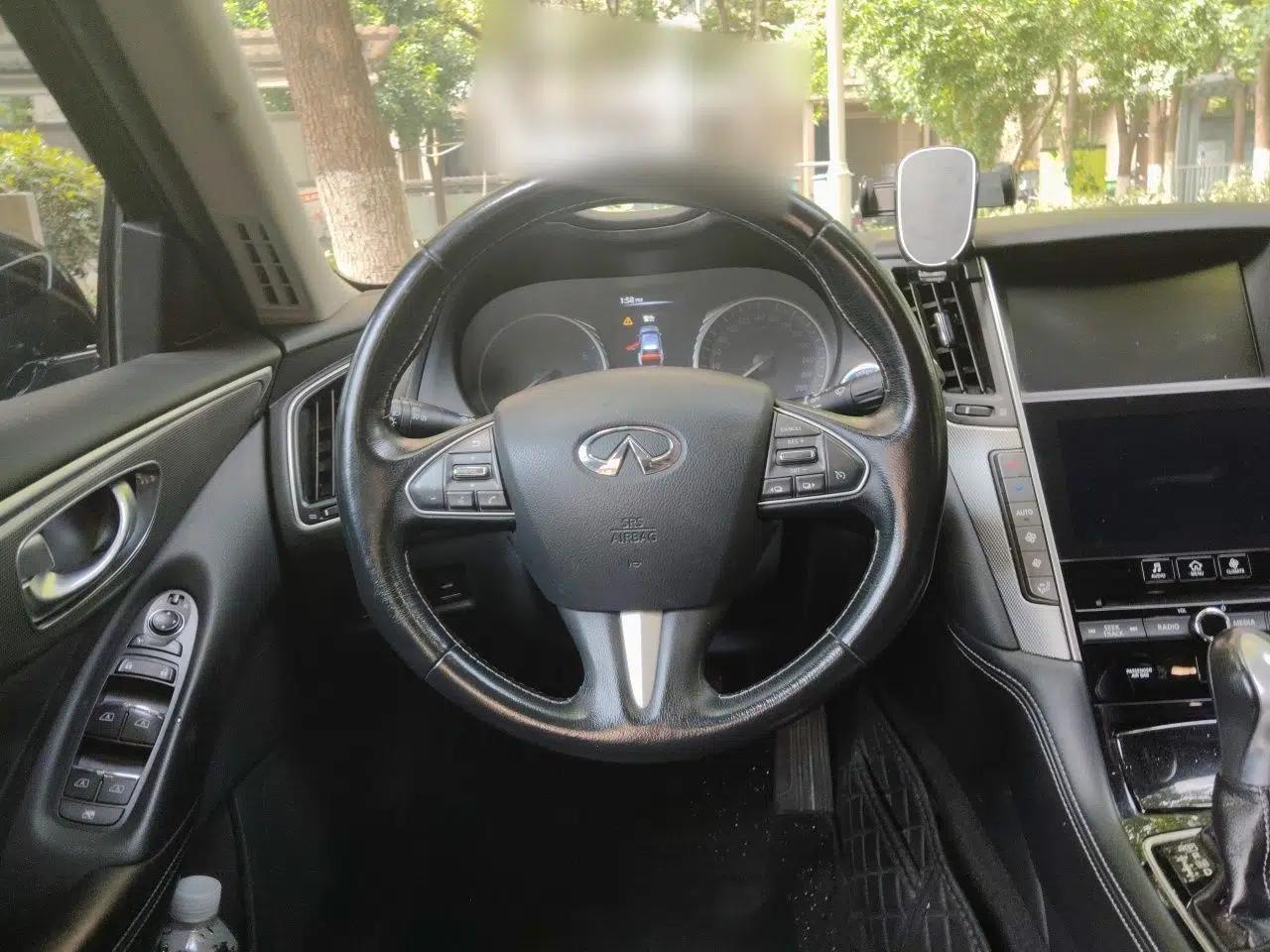 Infiniti Q50L 2016 2.0T Enjoyment Edition — миниатюра 10