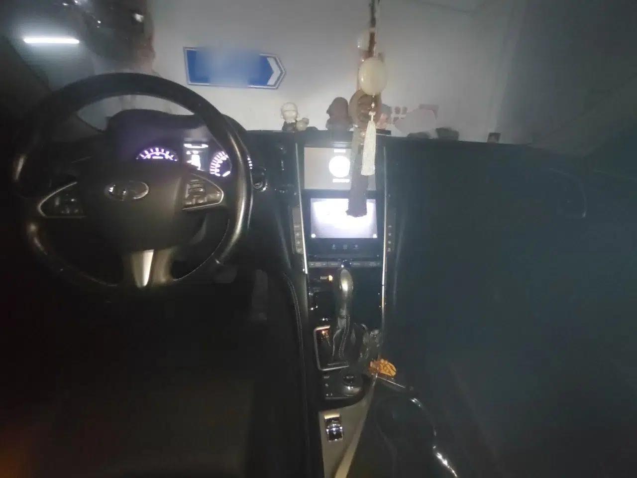 Infiniti Q50L 2015 2.0T Comfort Edition — миниатюра 9