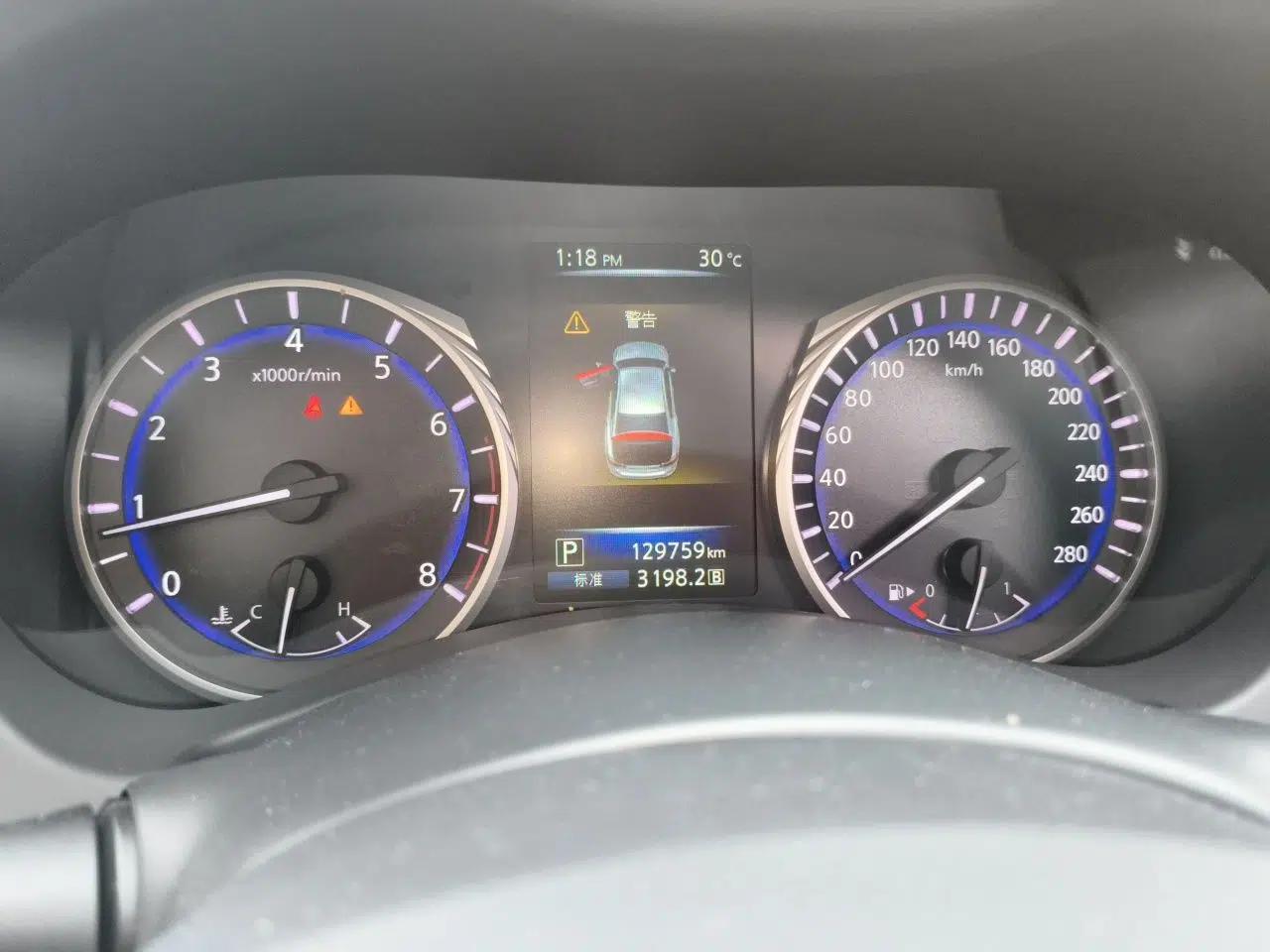 Infiniti Q50L 2016 2.0T Comfort Edition — миниатюра 11