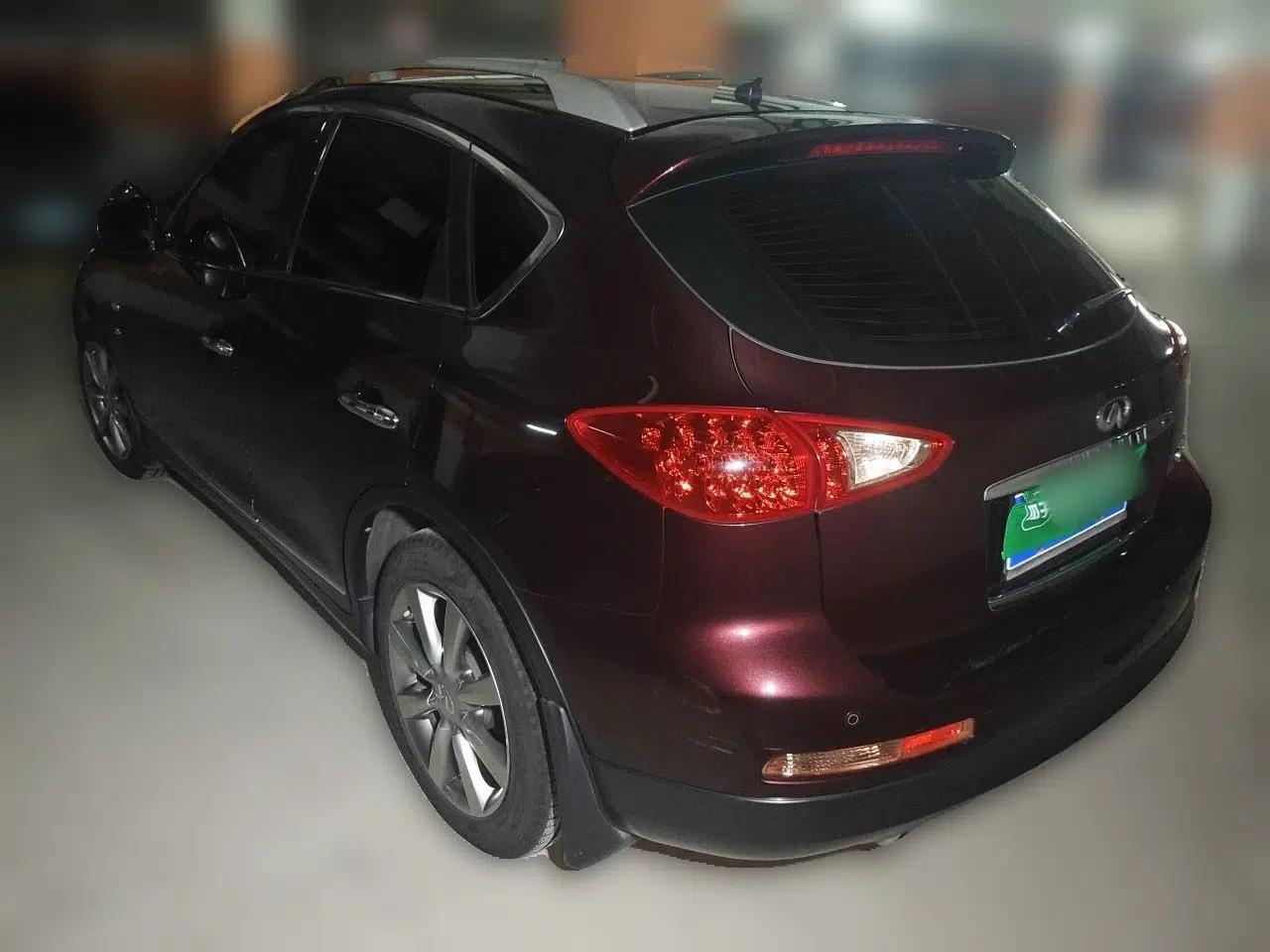 Infiniti QX50 2013 2.5L Two-Wheel-Drive Elegant Edition — миниатюра 4