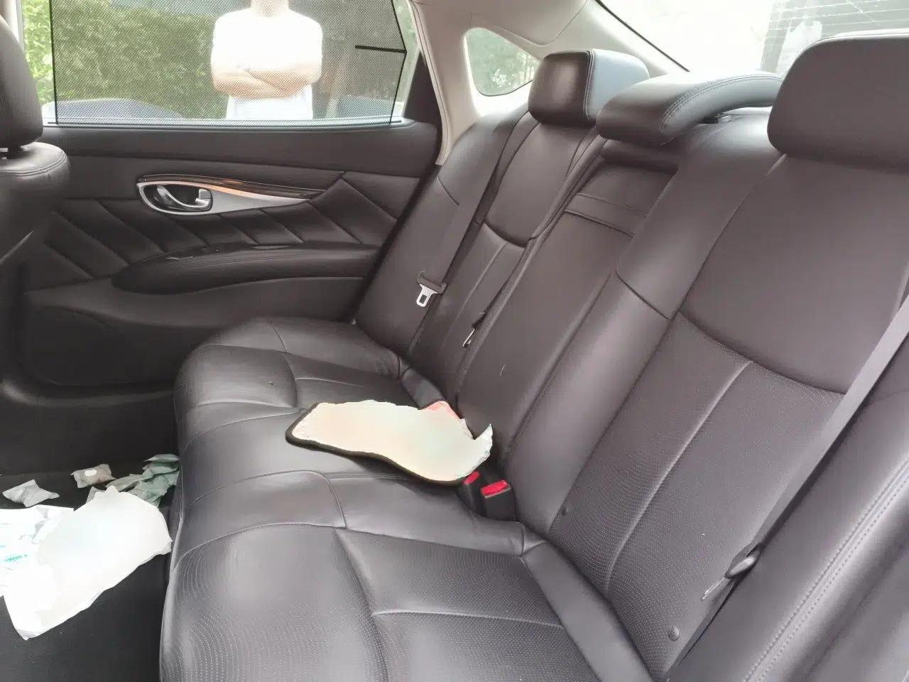 Infiniti Q70 2013 Q70L 2.5L Elegance Edition — миниатюра 17