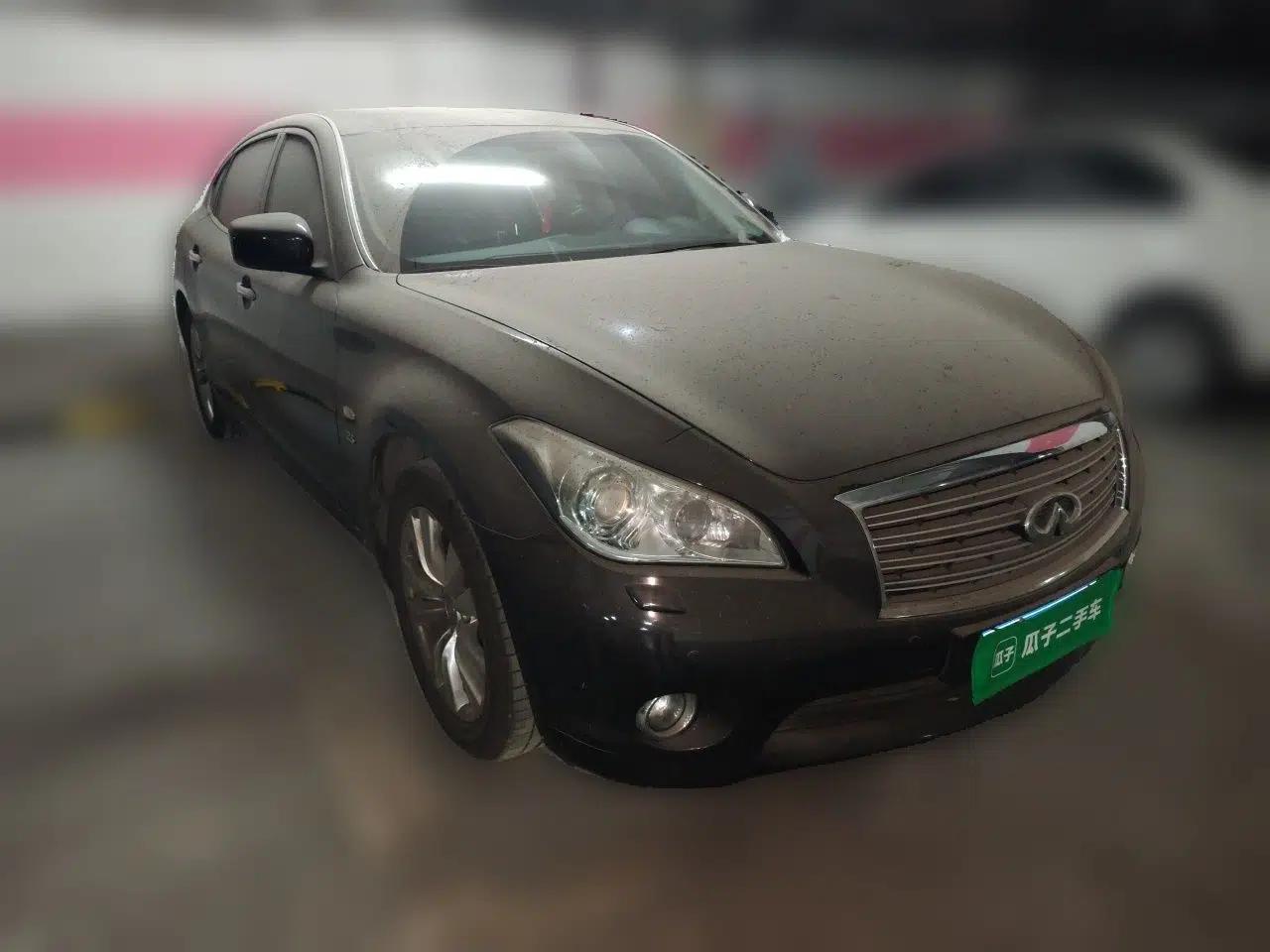 Infiniti Q70 2013 Q70L 2.5L Comfort Edition — миниатюра 3