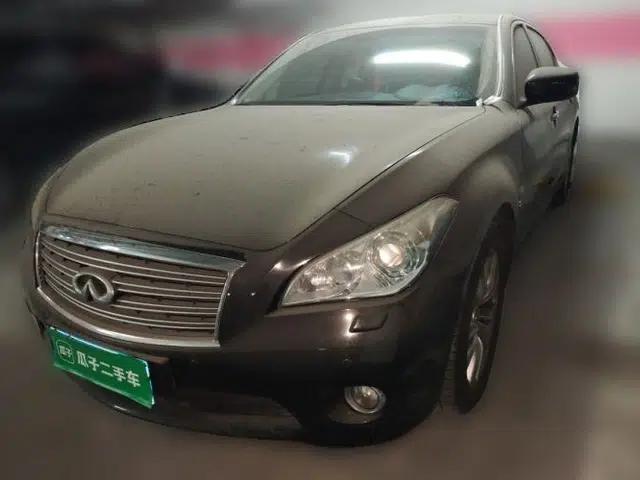Infiniti Q70 2013 Q70L 2.5L Comfort Edition