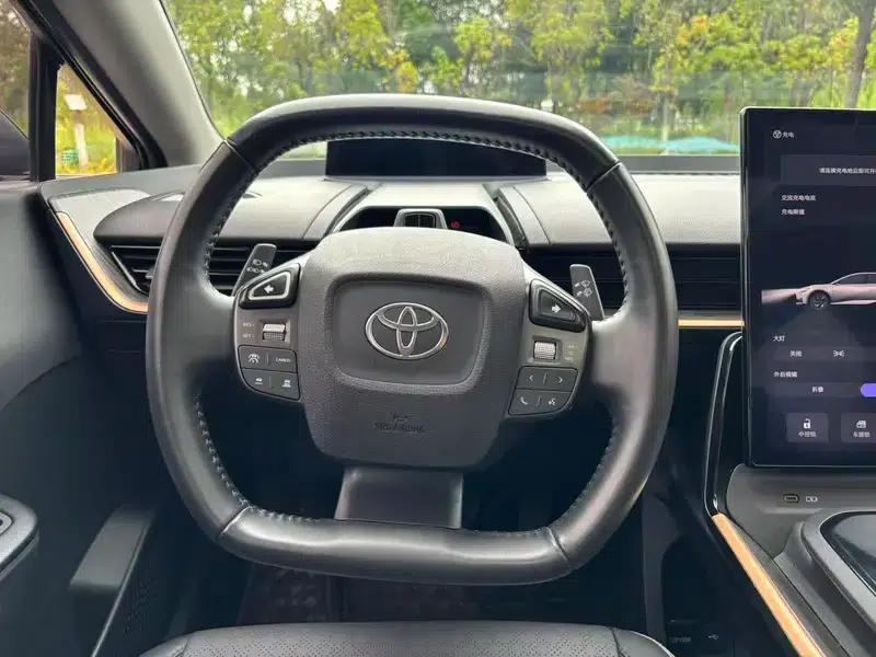 Toyota bZ3 2023 Long Range Premium — миниатюра 25