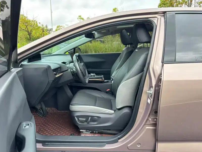 Toyota bZ3 2023 Long Range Premium — миниатюра 26