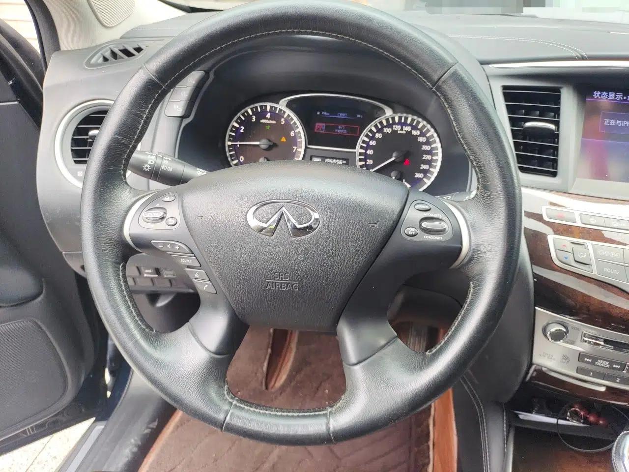 Infiniti QX60 2016 2.5 S/C Hybrid Two-Wheel-Drive Excellence Edition China V Standard — миниатюра 10