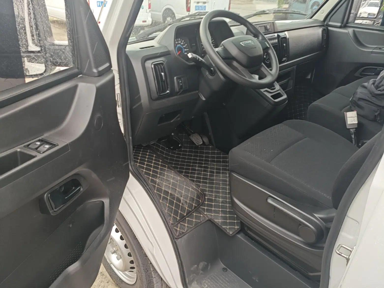 Iveco Daily 2026 Model 2.5T A35M1 Multi-Purpose Passenger Vehicle—Short Wheelbase, Mid-Roof, Single Tire, Side Sliding Door — миниатюра 18