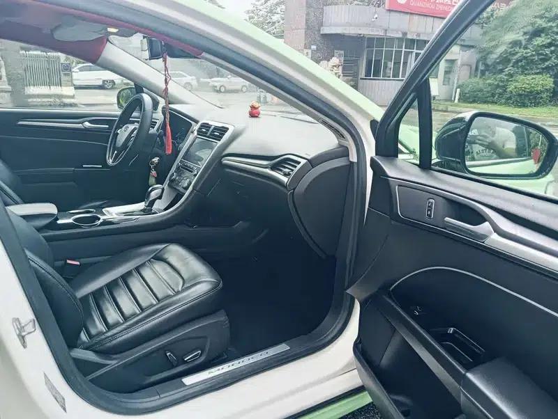 2013 Ford Mondeo 1.5L GTDi180 Fashion Edition — миниатюра 8