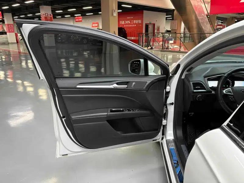 2013 Ford Mondeo 1.5L GTDi180 Fashion Edition — миниатюра 36