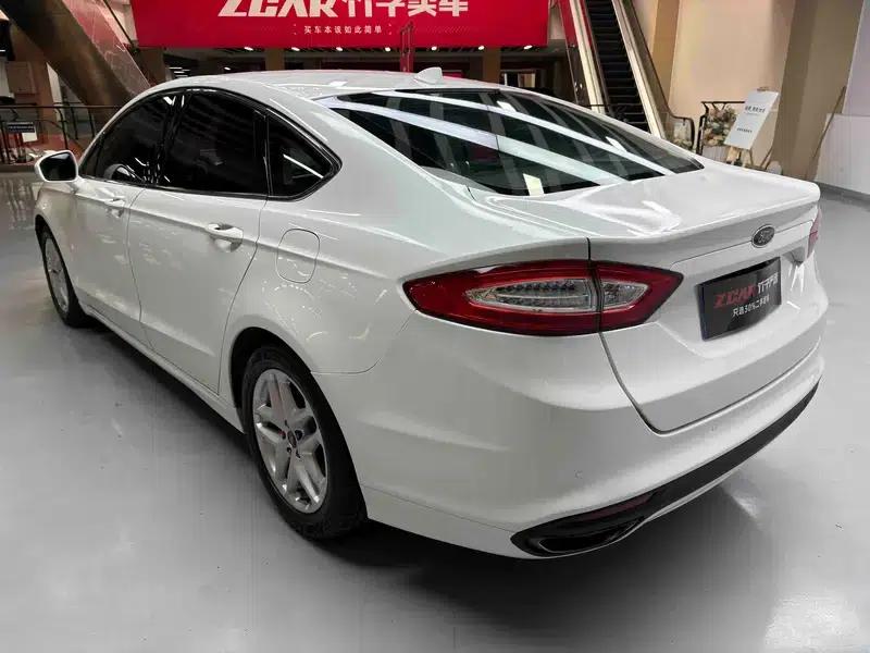 2013 Ford Mondeo 1.5L GTDi180 Fashion Edition — миниатюра 5