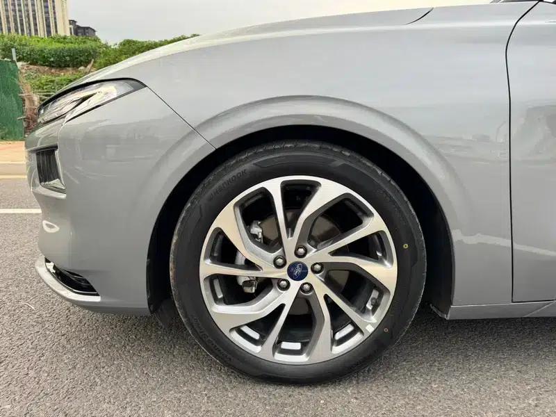 2023 Ford Mondeo EcoBoost 245 Supreme Edition — миниатюра 11