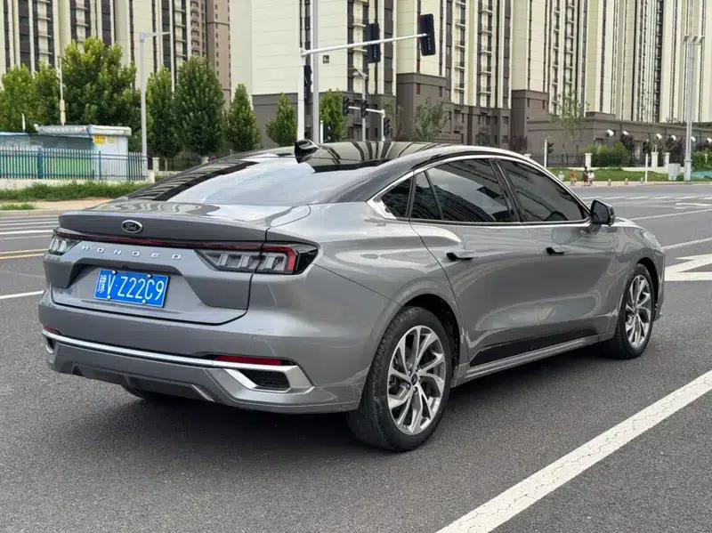 2023 Ford Mondeo EcoBoost 245 Supreme Edition — миниатюра 7