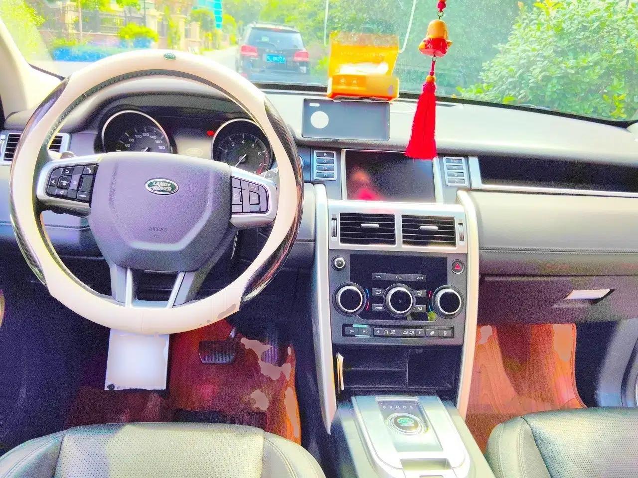 Land Rover Discovery Sport 2016 2.0T SE — миниатюра 9
