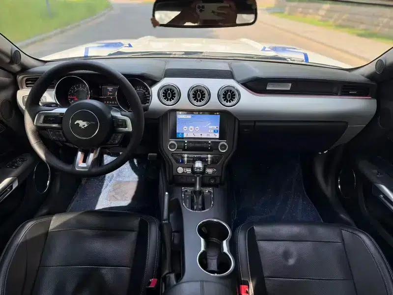 2017 Mustang 2.3T Sport Edition — миниатюра 8