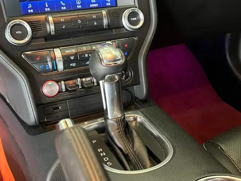 2021 Mustang 2.3T EcoBoost — миниатюра 11