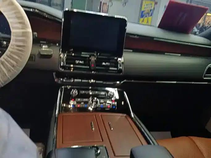 Navigator 2020 3.5T Premium Edition — миниатюра 13