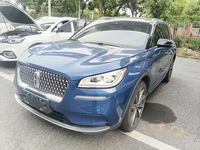 Adventurer 2022 2.0T AWD Premium Edition