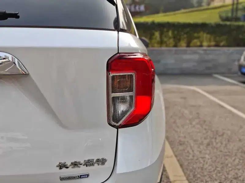 Explorer 2020 EcoBoost 285 4WD Fashion Edition 6-seater — миниатюра 21