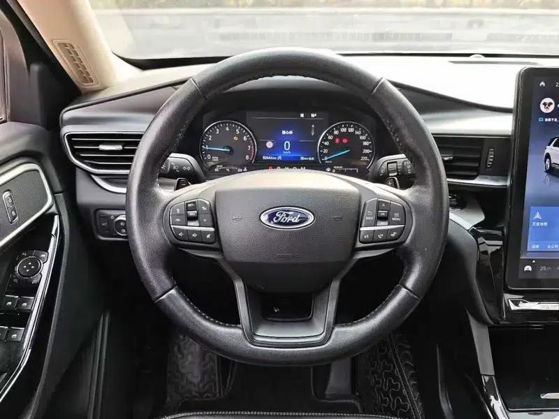 Explorer 2020 EcoBoost 285 4WD Fashion Edition 6-seater — миниатюра 25