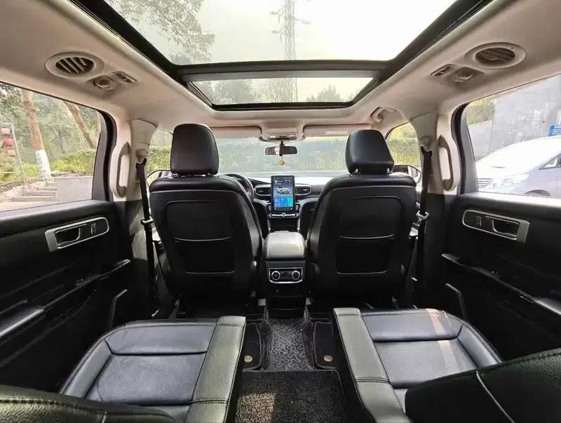 Explorer 2020 EcoBoost 285 4WD Fashion Edition 6-seater — миниатюра 26