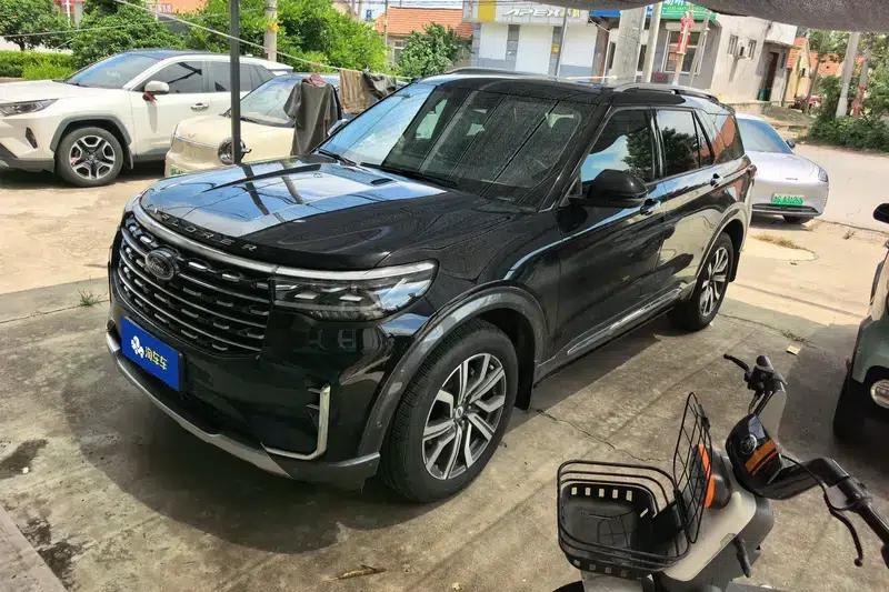 2023 Ford Explorer EcoBoost 285 AWD Titanium Edition 7-Seater — миниатюра 1