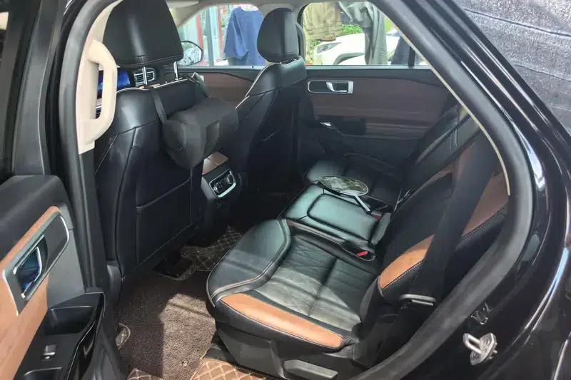 2023 Ford Explorer EcoBoost 285 AWD Titanium Edition 7-Seater — миниатюра 16