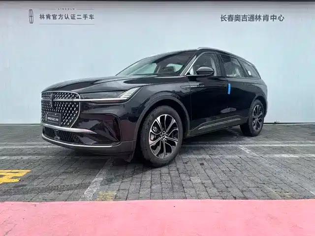 Navigator 2026 2.0T AWD Premium