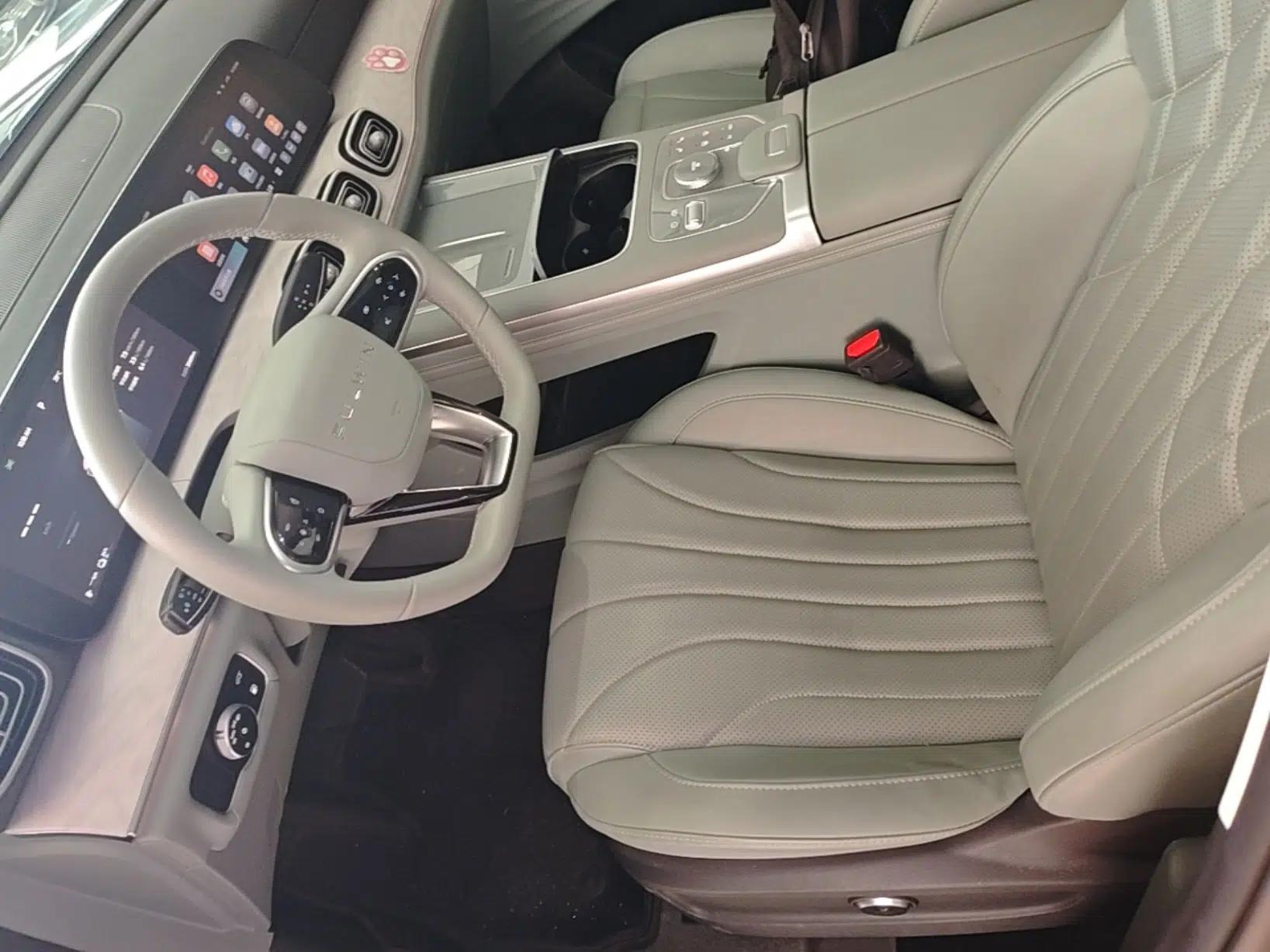 Chery Fengyun T10 2024 210 Luxury Edition — миниатюра 18