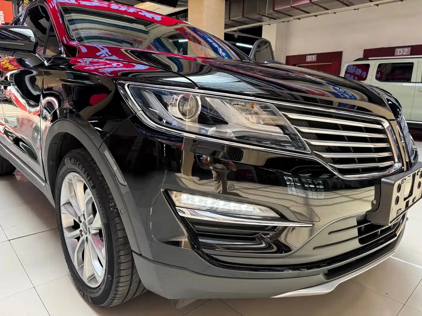 Lincoln MKC 2017 2.0T AWD Premium Edition — миниатюра 27