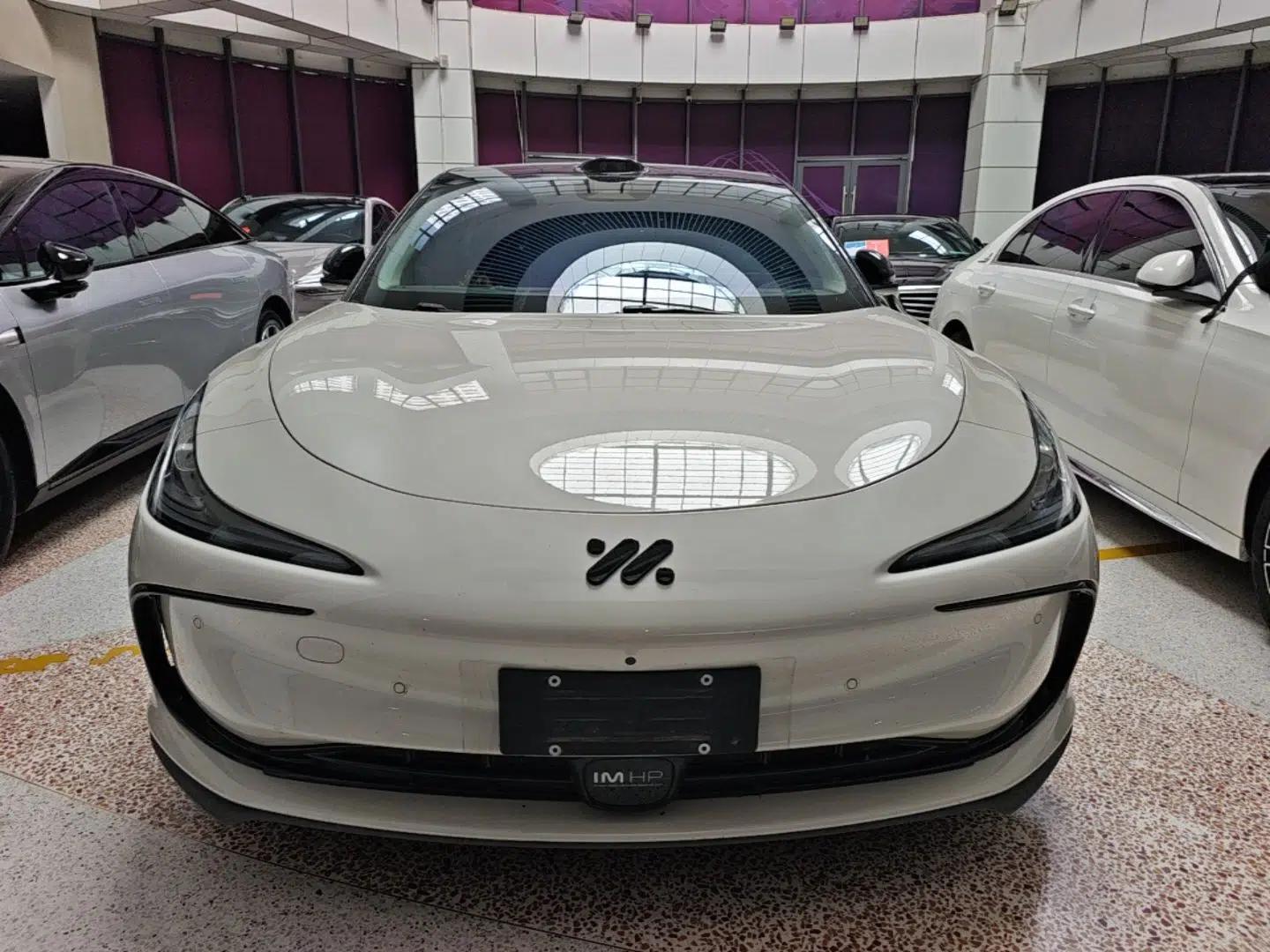 IM L6 2024 Max Standard Edition — миниатюра 2