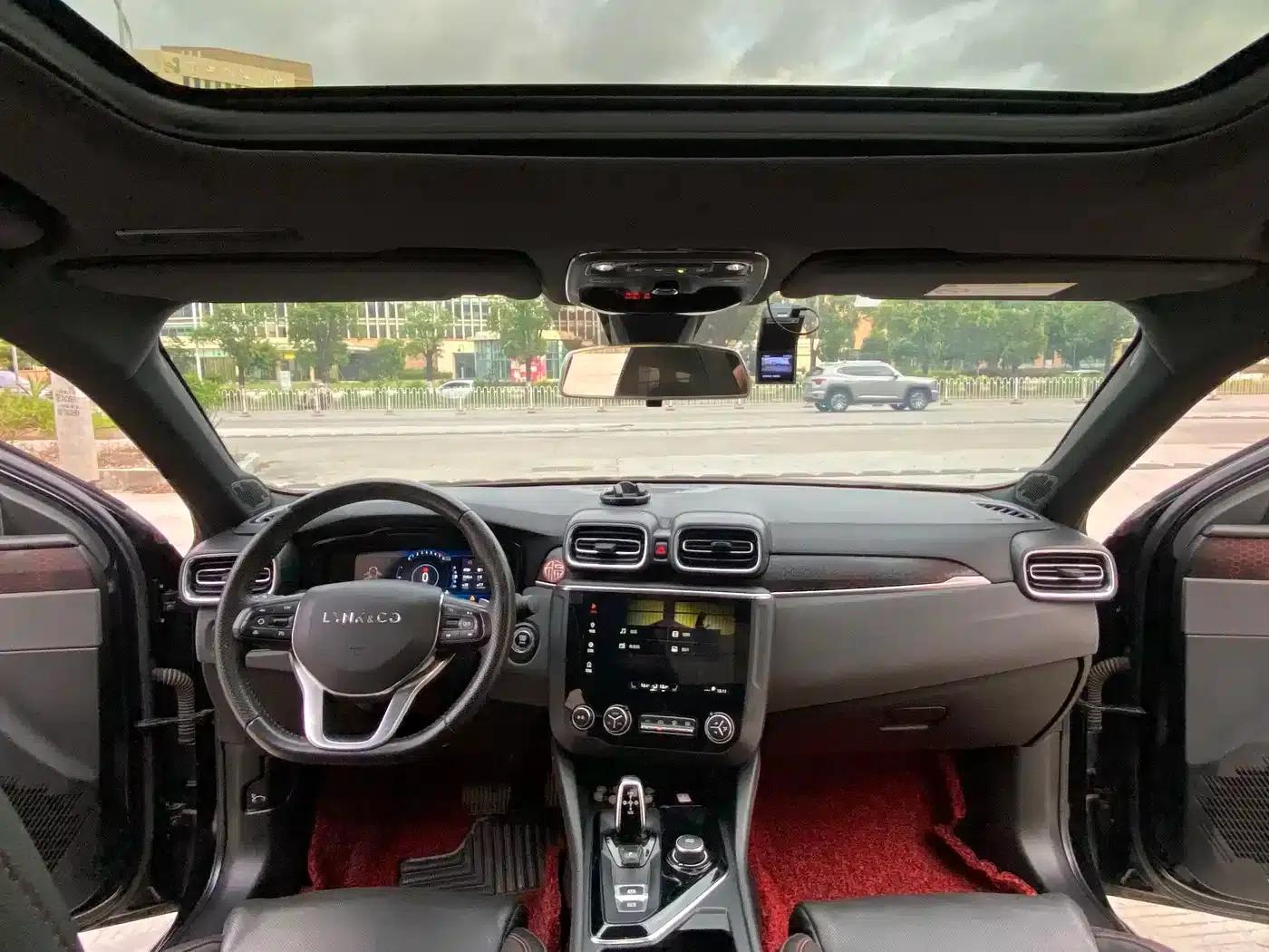 Lynk & Co 03 2019 1.5TD DCT Sport Edition (China VI Emission Standard) — миниатюра 5