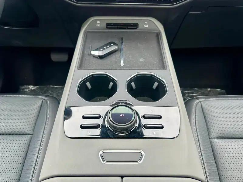 Ford Motor Romper 2026 Long Beach Extended Range — миниатюра 11